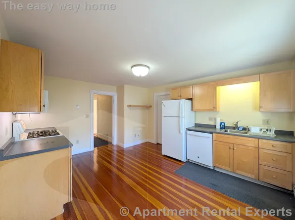 41 Bay State Ave, Somerville, MA