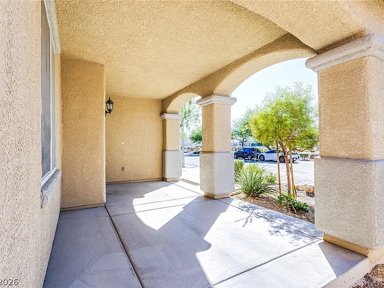 4028 Little Bend Ln — Photo 3