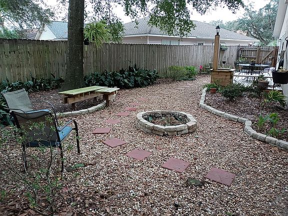 4th image of 2974 Meredith Dr