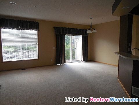 4th image of 11151 Aberdeen St NE Unit A