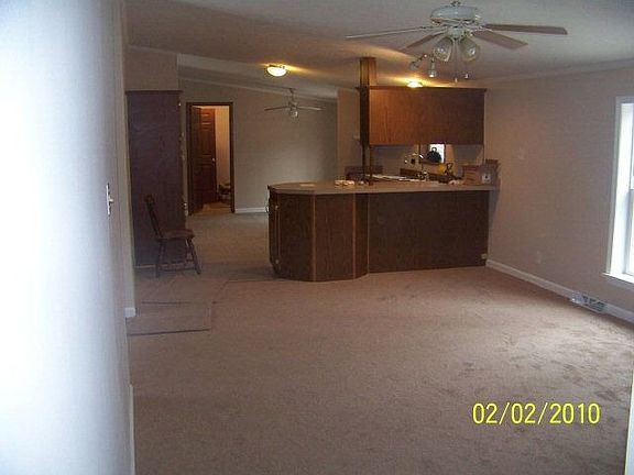 4th image of 101 Holiday Dr