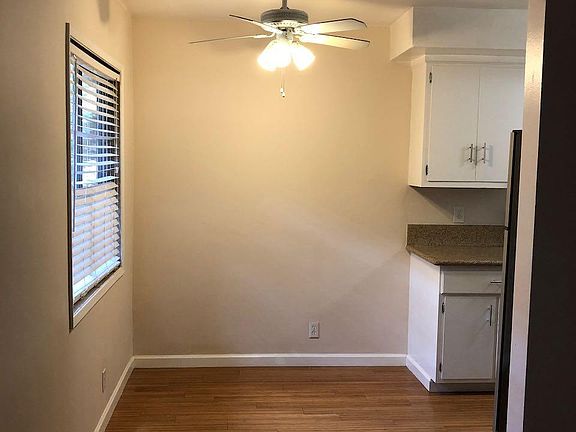 4th image of 2627 S Centinela Ave