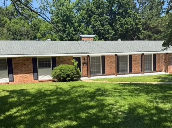 2557 Woodley Rd, Montgomery, AL 36111