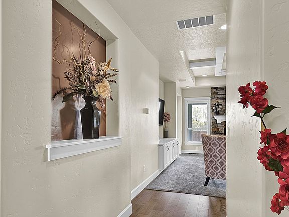 4th image of 7094 S Carpenter Ave