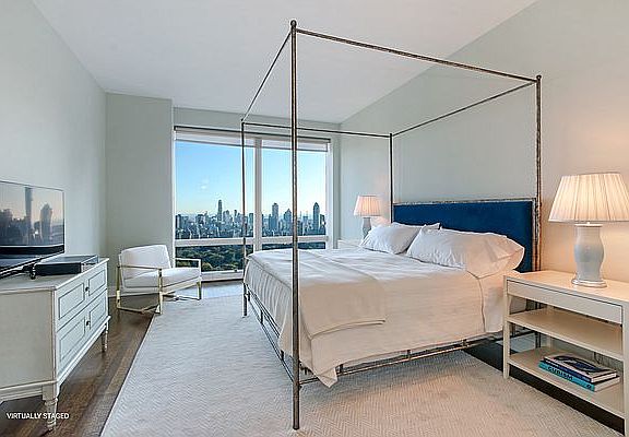 5th image of 25 Columbus Cir #54B