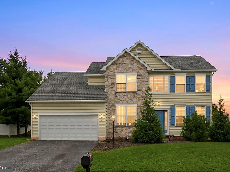 1st image of 52 Quartz Ridge Dr