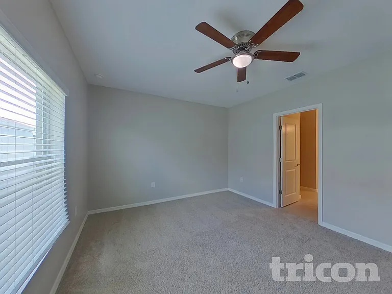 226 Amber Way — Photo 8