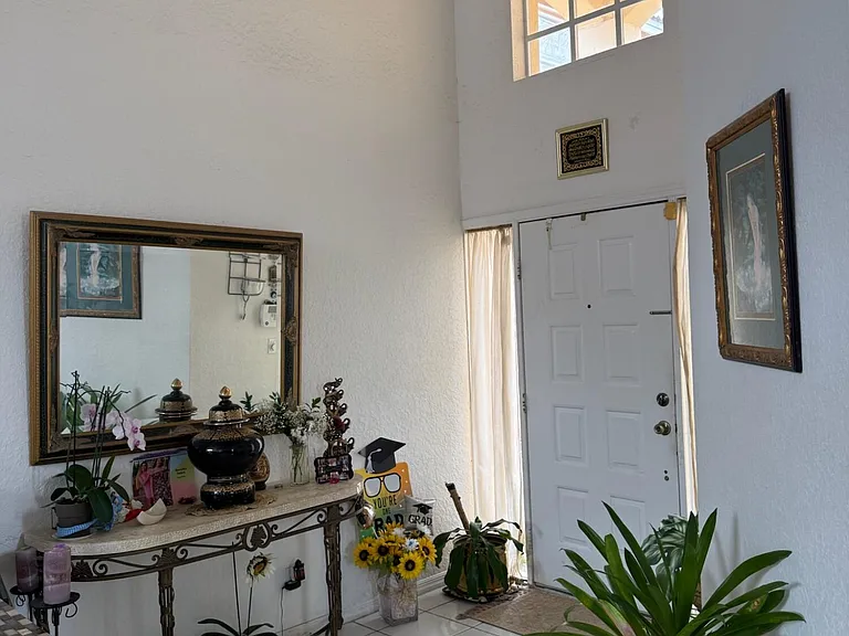 7418 Wescott Ter — Photo 3