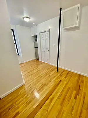 Rented by Douglas Elliman | media 15