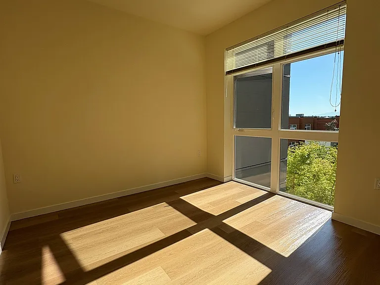 Library Place Apartments — Photo 26