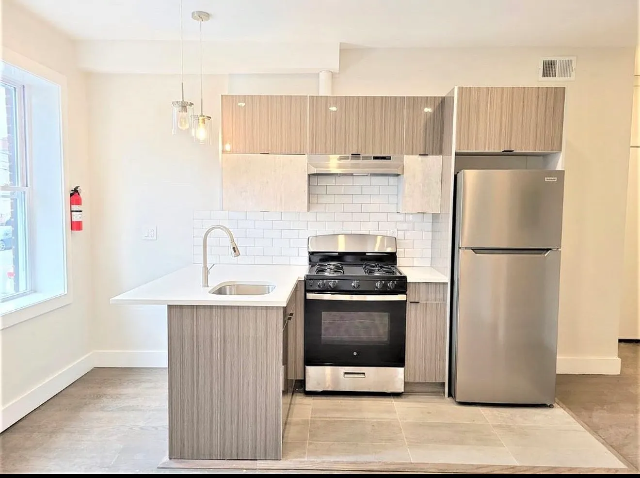 2 bed, $1,850 — Photo 2