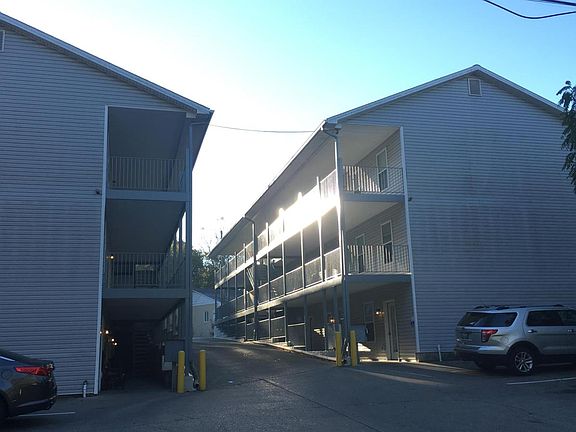 2nd image of 139 Macey Ave APT D