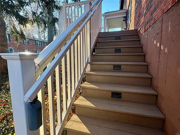 4th image of 1041 N Clay Ave APT A3
