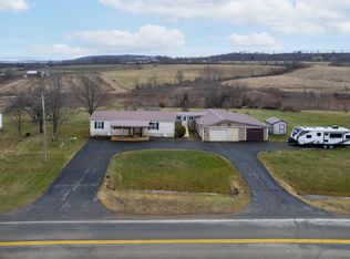477 Snooks Corners Rd, Amsterdam, NY 12010