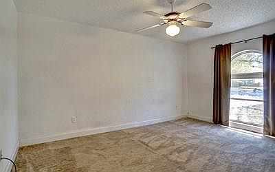 5th image of 6413 Devonshire Dr