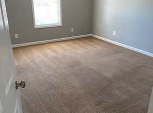 810 Professional Park Dr APT 3A, Clarksville, TN 37040