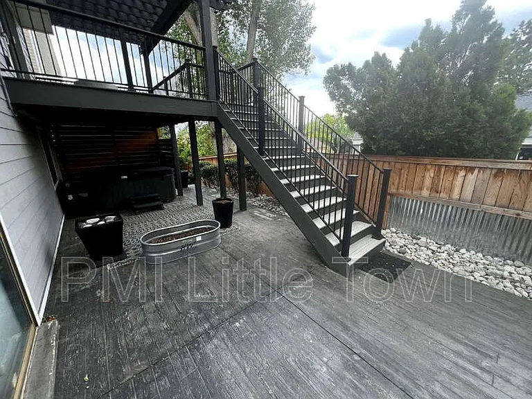 10772 W Berry Ave — Photo 32
