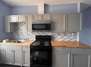 317 S 52nd St, Philadelphia, PA 19143