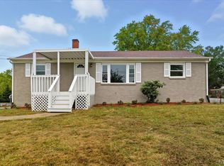 35 Castle Craig Dr, Evington, VA 24550