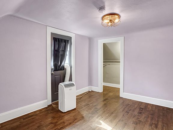 3rd image of 63 Acoma St