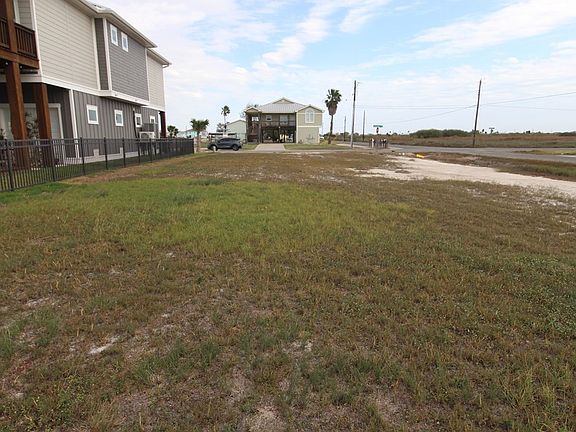3rd image of 102 Bufflehead Ln