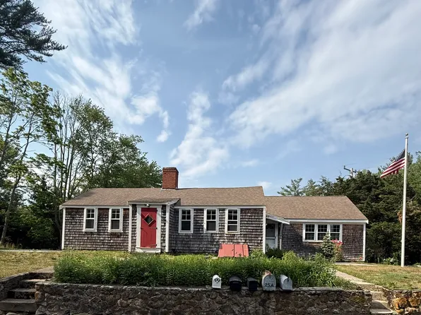 246 Enterprise St, Duxbury, MA 02332