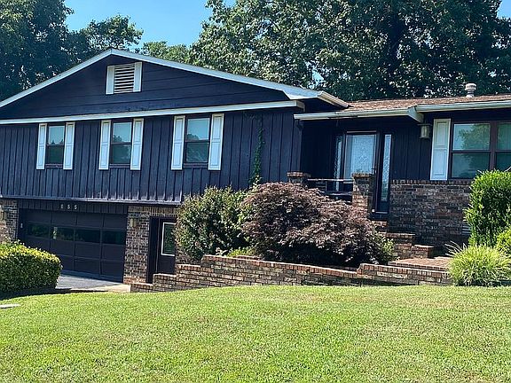 2nd image of 855 Dennison Hts