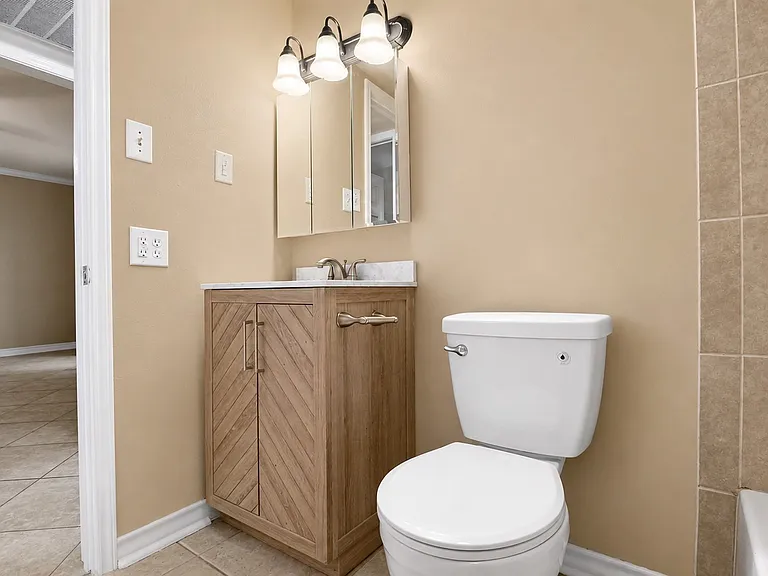 4420 Sonfield St — Photo 15