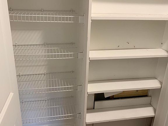 4th image of 3409 S Fountaincrest Dr