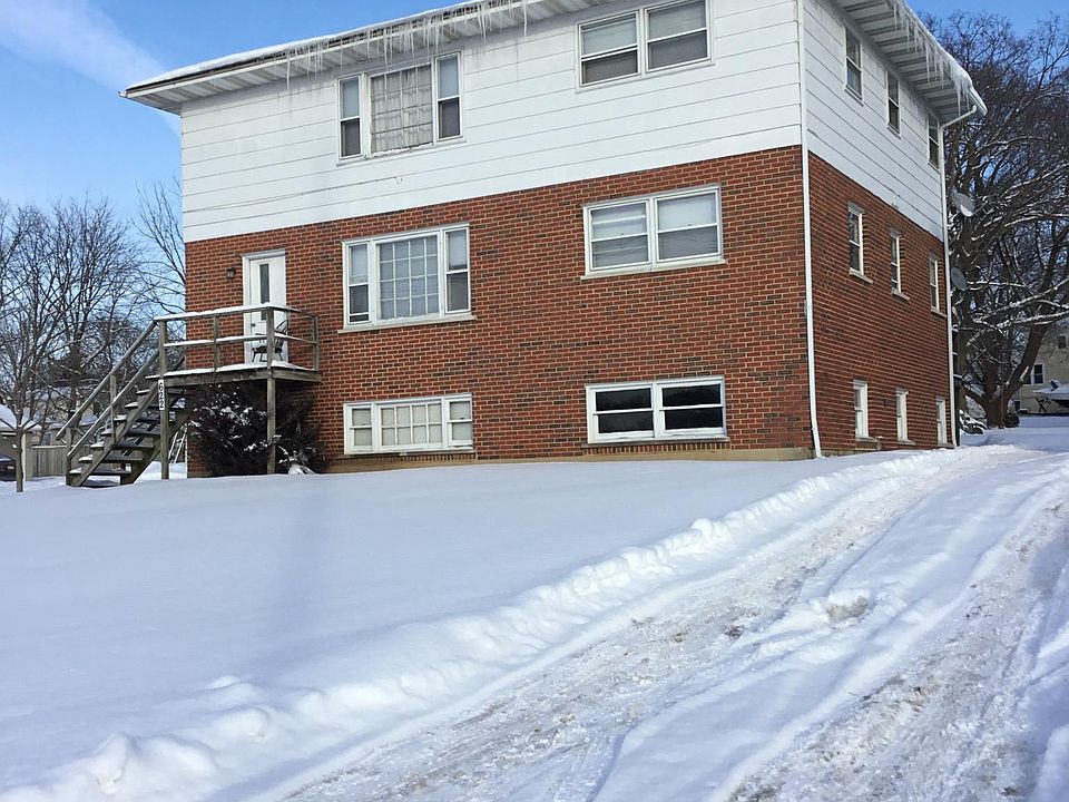 1st image of 622 N River St APT B