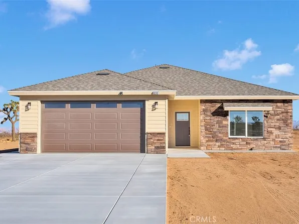 12313 Cordero Rd, Phelan, CA 92371