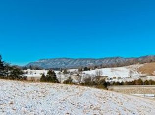 Cosby Hwy, Newport, TN 37821