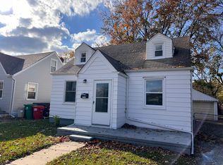 24949 Lexington Ave, Eastpointe, MI 48021