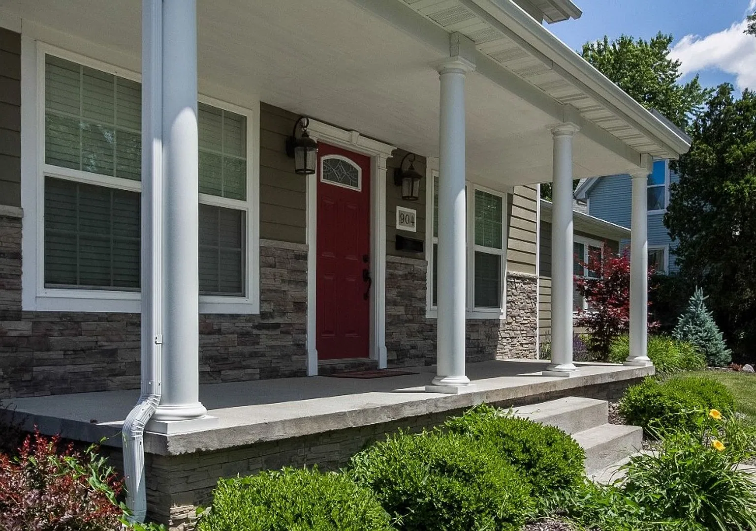 $4,600 | 5 Bedroom, 3 Bathroom House | Pet Friendly | Available for August 1st, 2027 Move In! — Photo 3