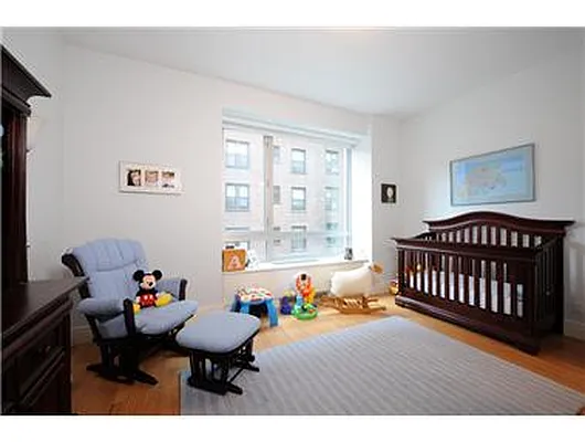 Sold by Douglas Elliman | media 18