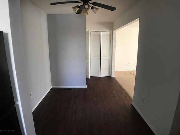 4th image of 213 Main St APT 8