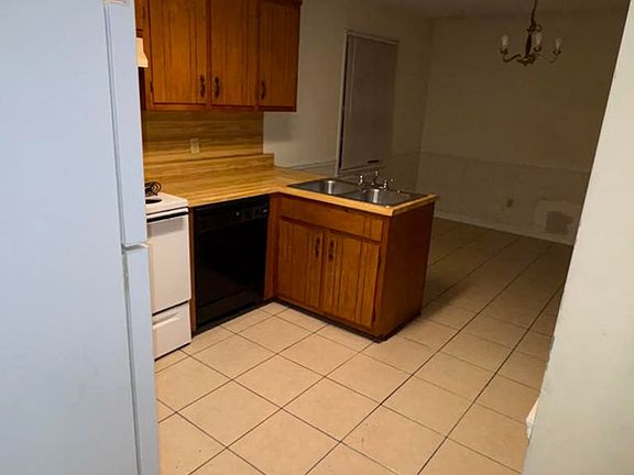 2nd image of 114 Mitchell Cir