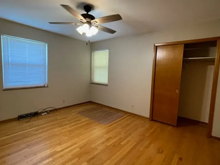 942 Margaret Dr — Photo 11
