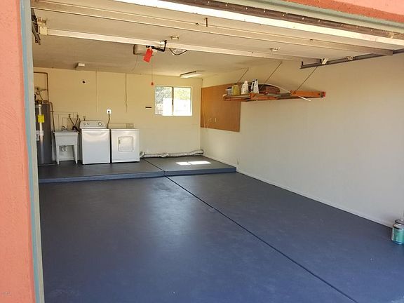 3rd image of 427 W Santa Cruz Dr