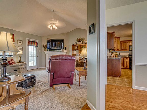 5th image of 2705 Baird Dr
