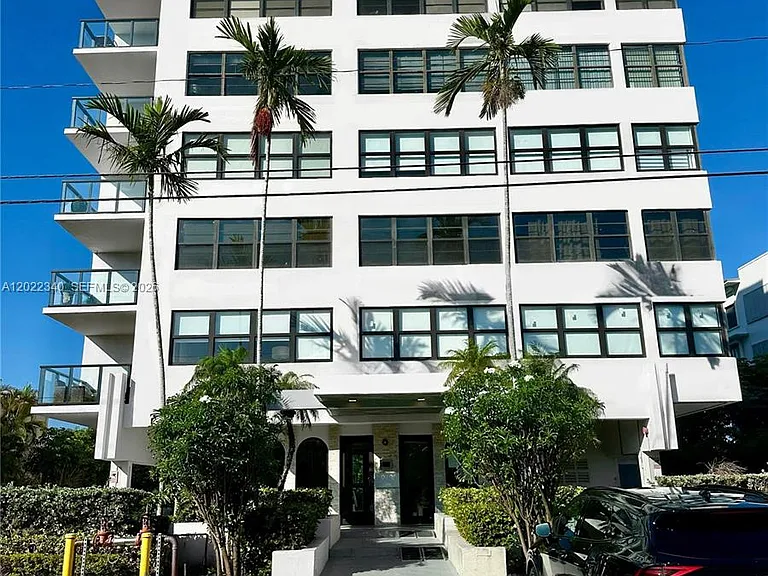 9180 W Bay Harbor Dr #2C — Photo 11