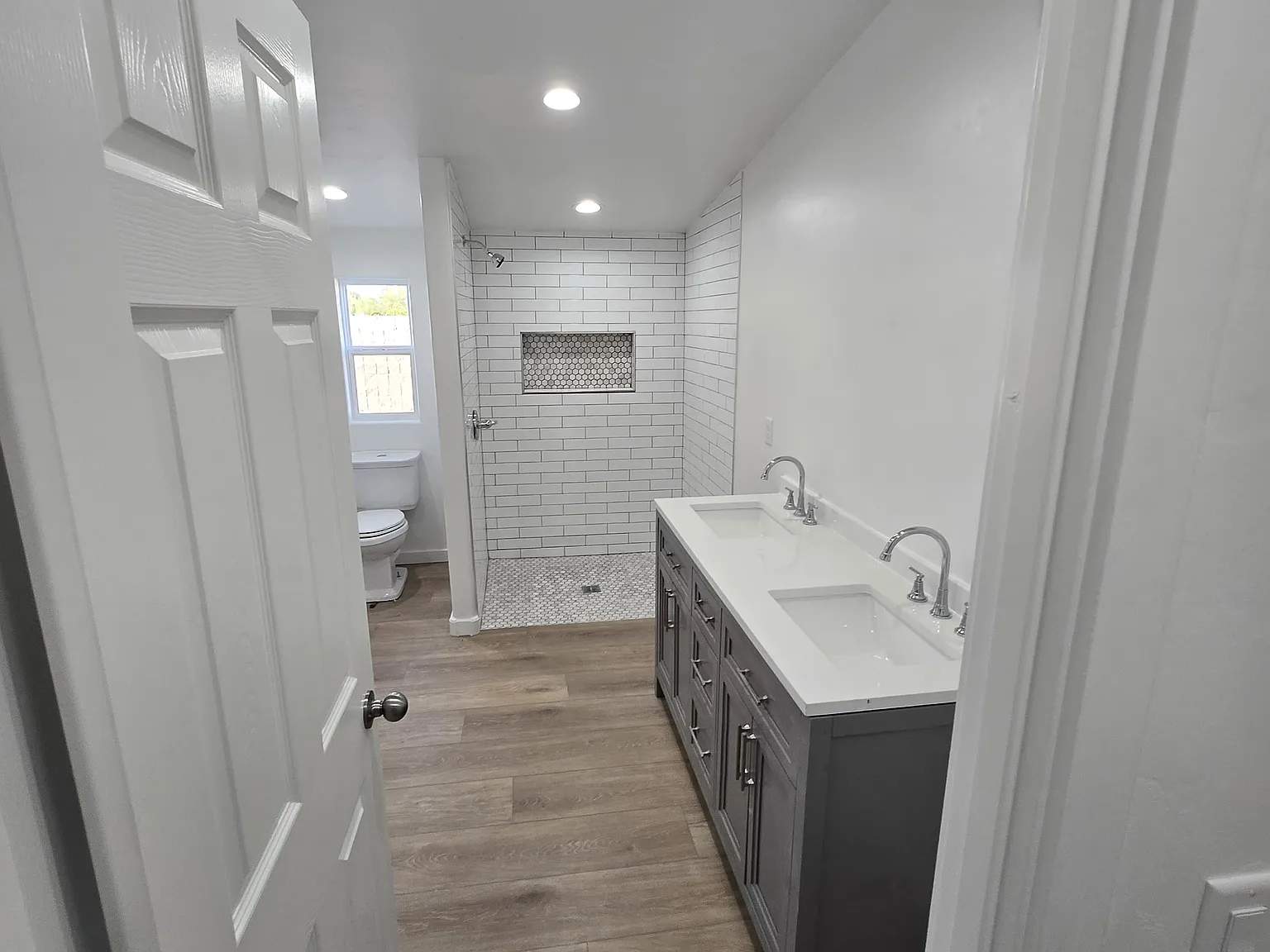 3 bed, 1456 sqft, $1,800 — Photo 3
