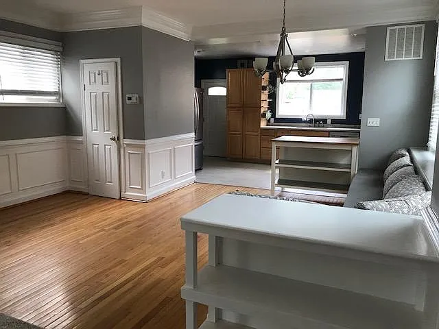 5 Kennedy St NE photo 1