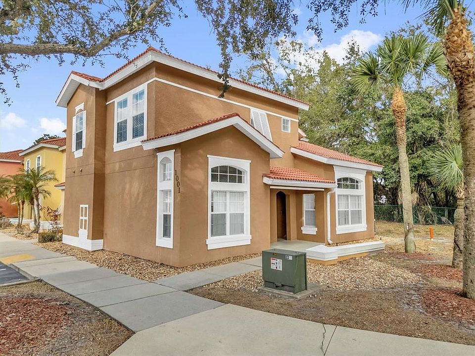 1st image of 1001 Park Ridge Cir