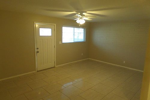 4th image of 625 E Marilyn Ave APT C