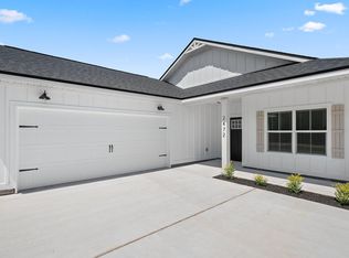 8228 Sierra St, Navarre, FL 32566