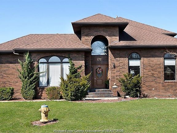 3rd image of 172 Pointe West Dr