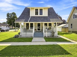210 Walnut St, Tipton, IA 52772