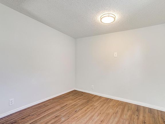 2nd image of 4216 Poinsetta Dr #C