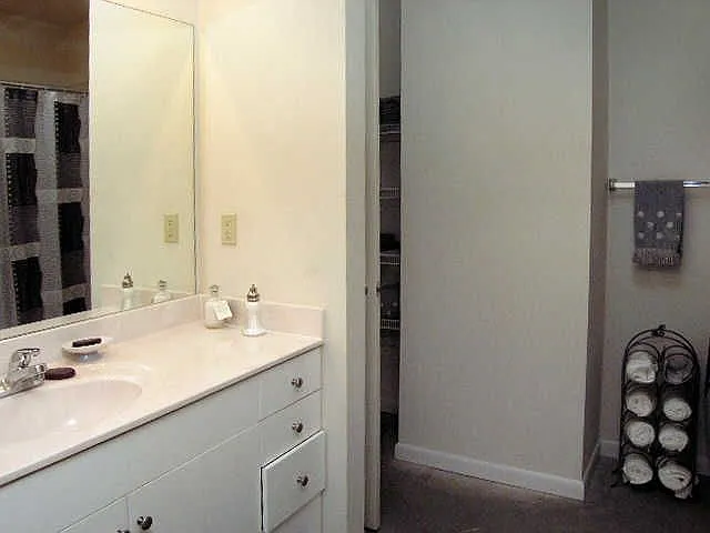 Tribune Lofts — Photo 16